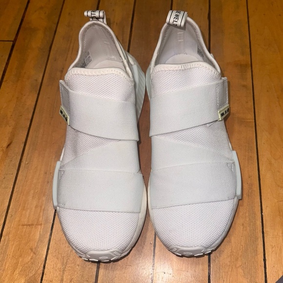 Adidas NMD_R1 Sneakers - Picture 8 of 14